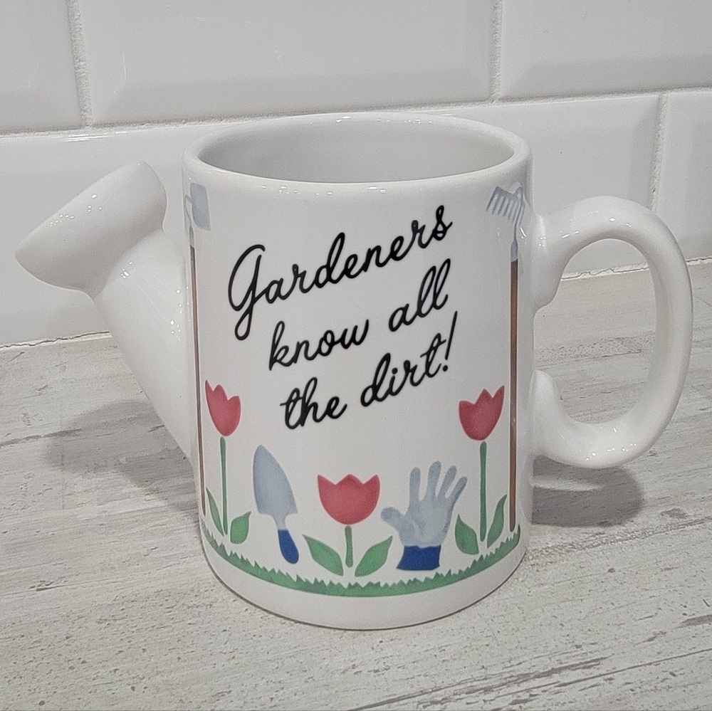 Vintage Watering Can Shaped Coffee Mug White Ceramic Tulips Gardening Cup - Picture 17 of 17